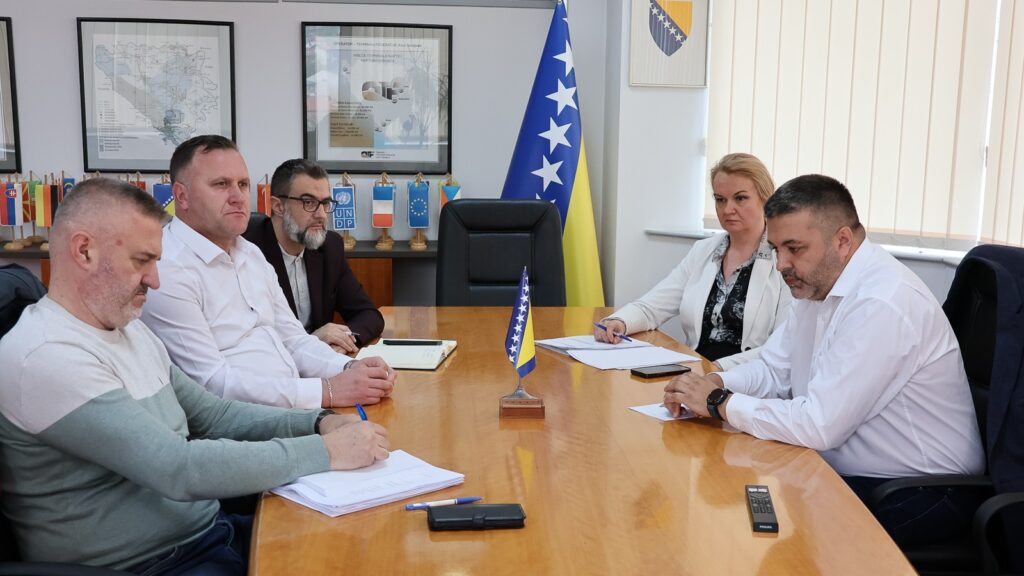 Vladi Federacije Bosne i Hercegovine i Sindikatu otpuštanje radnika i stečaj Nove Željezare Zenica nisu opcija